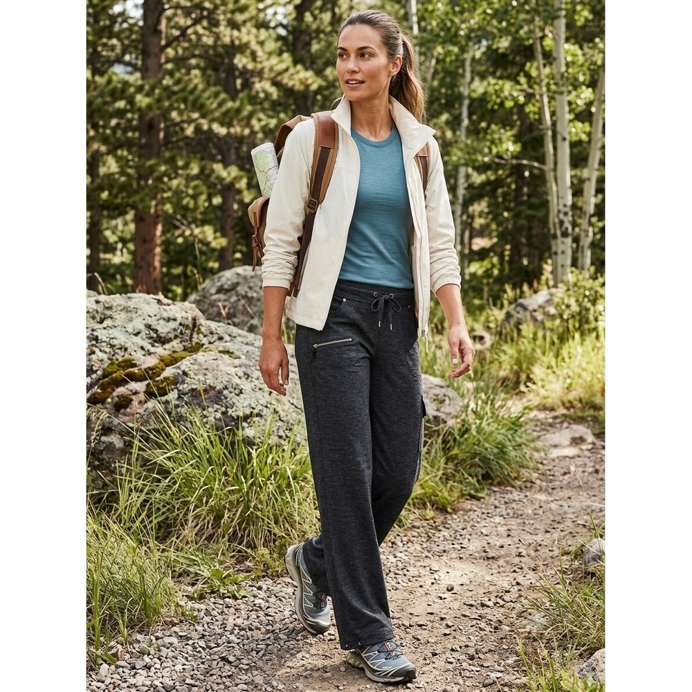 Athleta Headlands Hybrid Cargo Pants Grey Hiking Outdoor Womens Small 919171